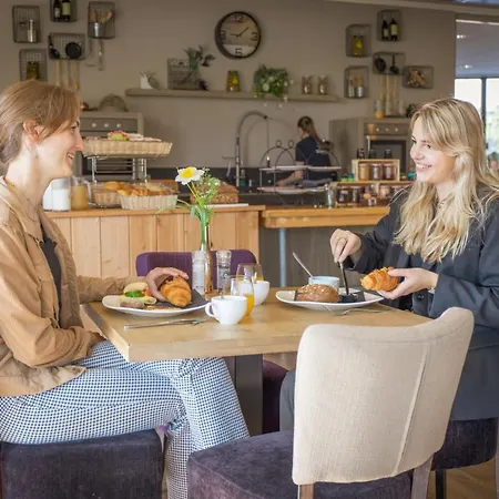 홀리데이파크 De Boshoek - Luxe Groepsverblijven Op De Veluwe *