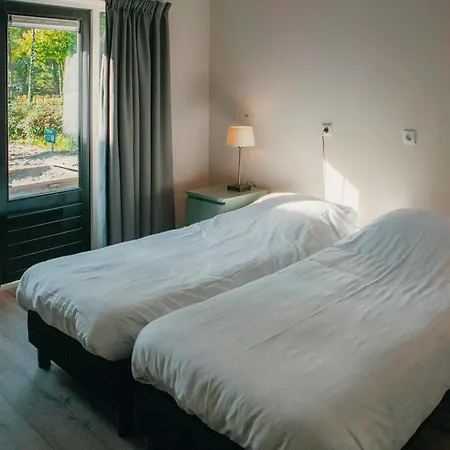 Vakantiepark De Boshoek - Luxe Groepsverblijven Op De Veluwe