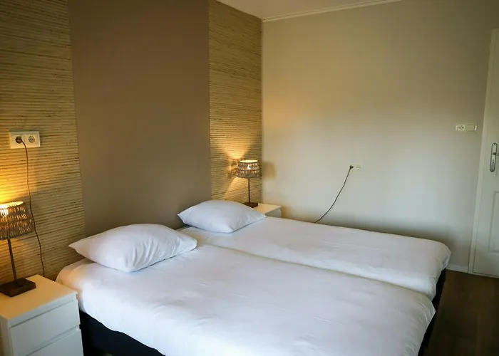 Vakantiepark De Boshoek - Luxe Groepsverblijven Op De Veluwe *