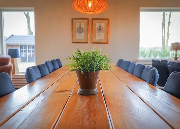 Vakantiepark De Boshoek - Luxe Groepsverblijven Op De Veluwe